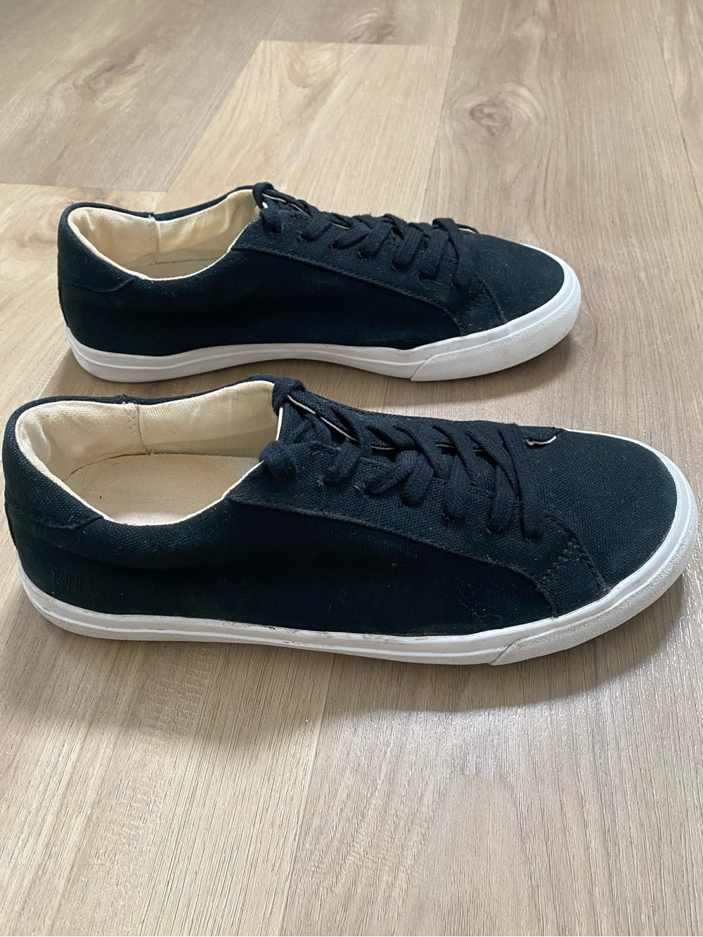 Madewell Black Canvas Low-Top Sneakers Size M 7.5 W 9